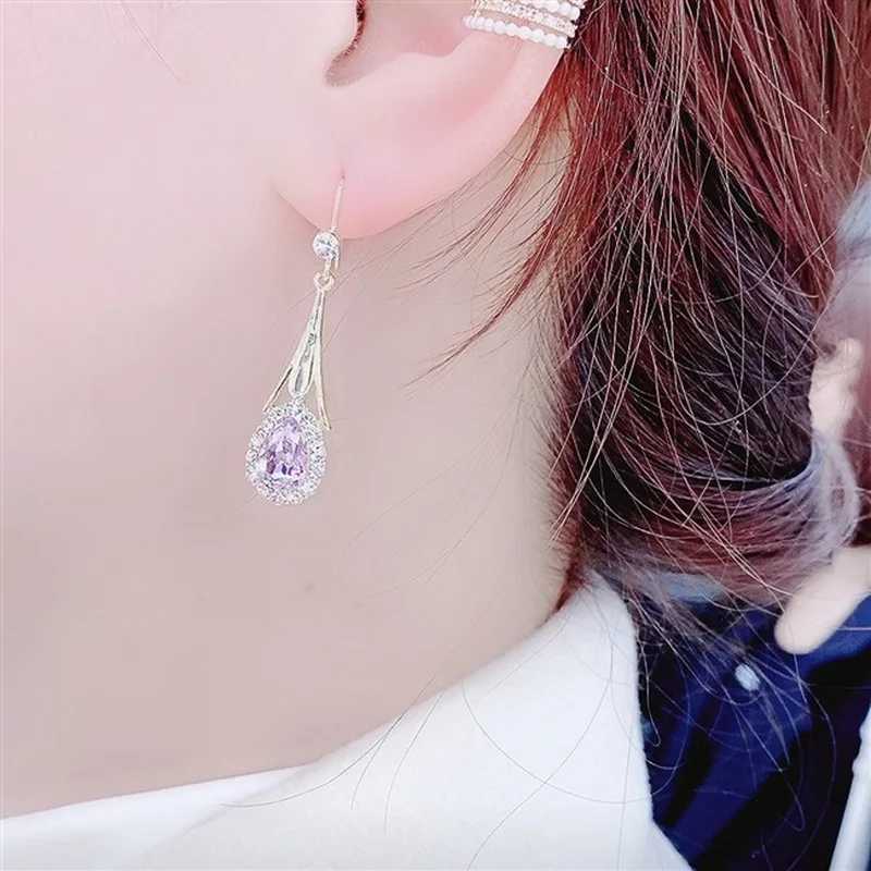 Minimalist Design Hollow Water Drop Earrings for Women Light Luxury Shiny Crystal Pendant Earrings Wedding Jewelry Gifts Y250510