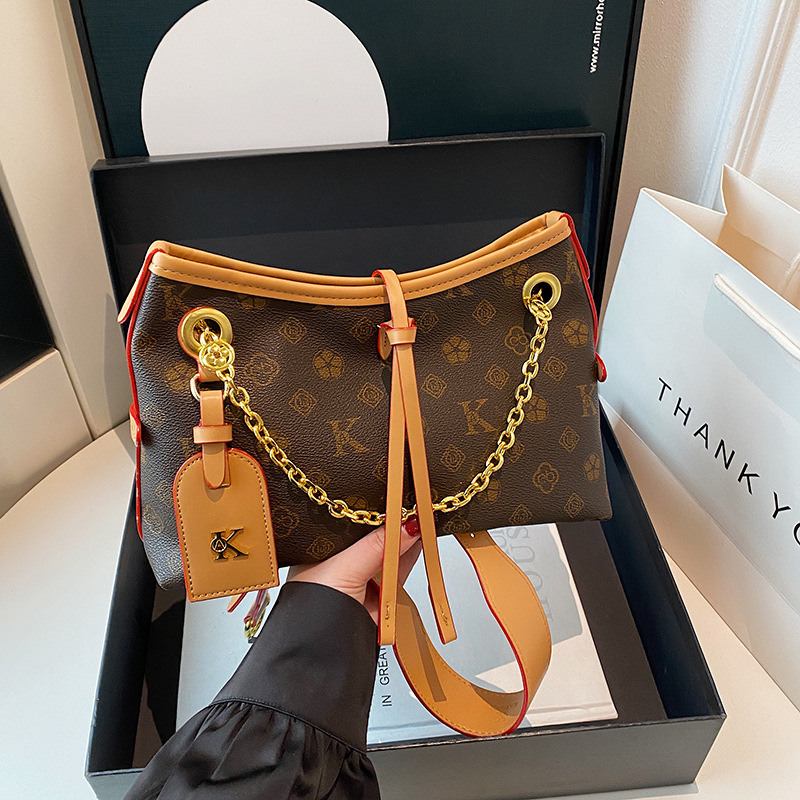 2025 Designer Vintage Floral Print Shoulder Bag -Luxury Chain Strap Crossbody Purse for Women, Spacious Commuter Tote with Premium Texture Free Shippi