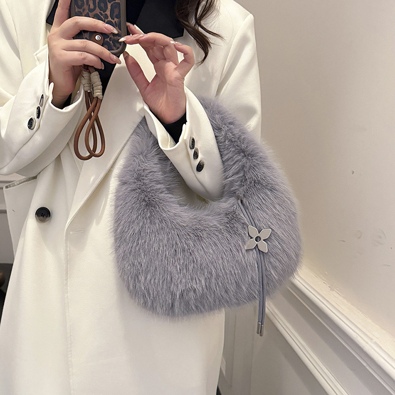 Fashionable, trendy, high-end, exquisite, furry handbag, black, white, and gray are three color bags, 24 winter new styles