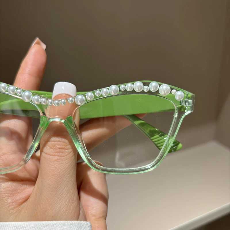 2025 New High Quality Pearl Presbyopia Glasses For Women Anti Blue Light Fashion Ultra Light Green Whitening Prescription Glasses W250513