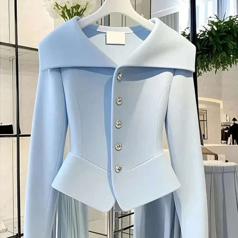 2025 Autumn New Chic Jacket Women Outwear High End Unique Super Good Looking Slim Sweet Single Breasted Blazer Coat Tops