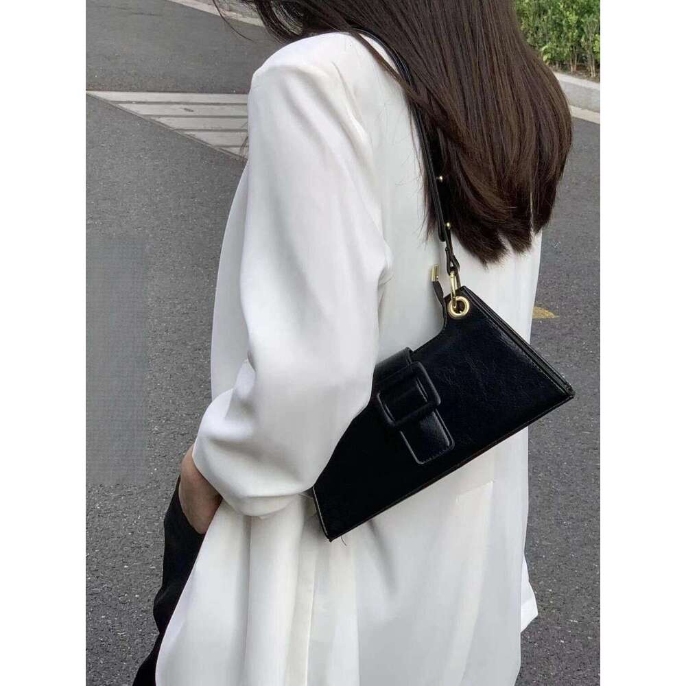 2025 New Stylish Small niche Design Women Trendy and Fashionable Ins Underarm Bag Single Shoulder Crossbody Bag for Women