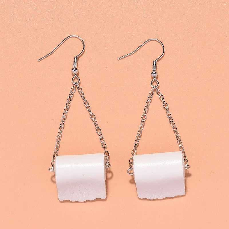 Womens Chic Design Dangle Earrings Creative Funny Simulation Toilet Paper Pendant Earring Female Personality Unusual Jewelry Y250510