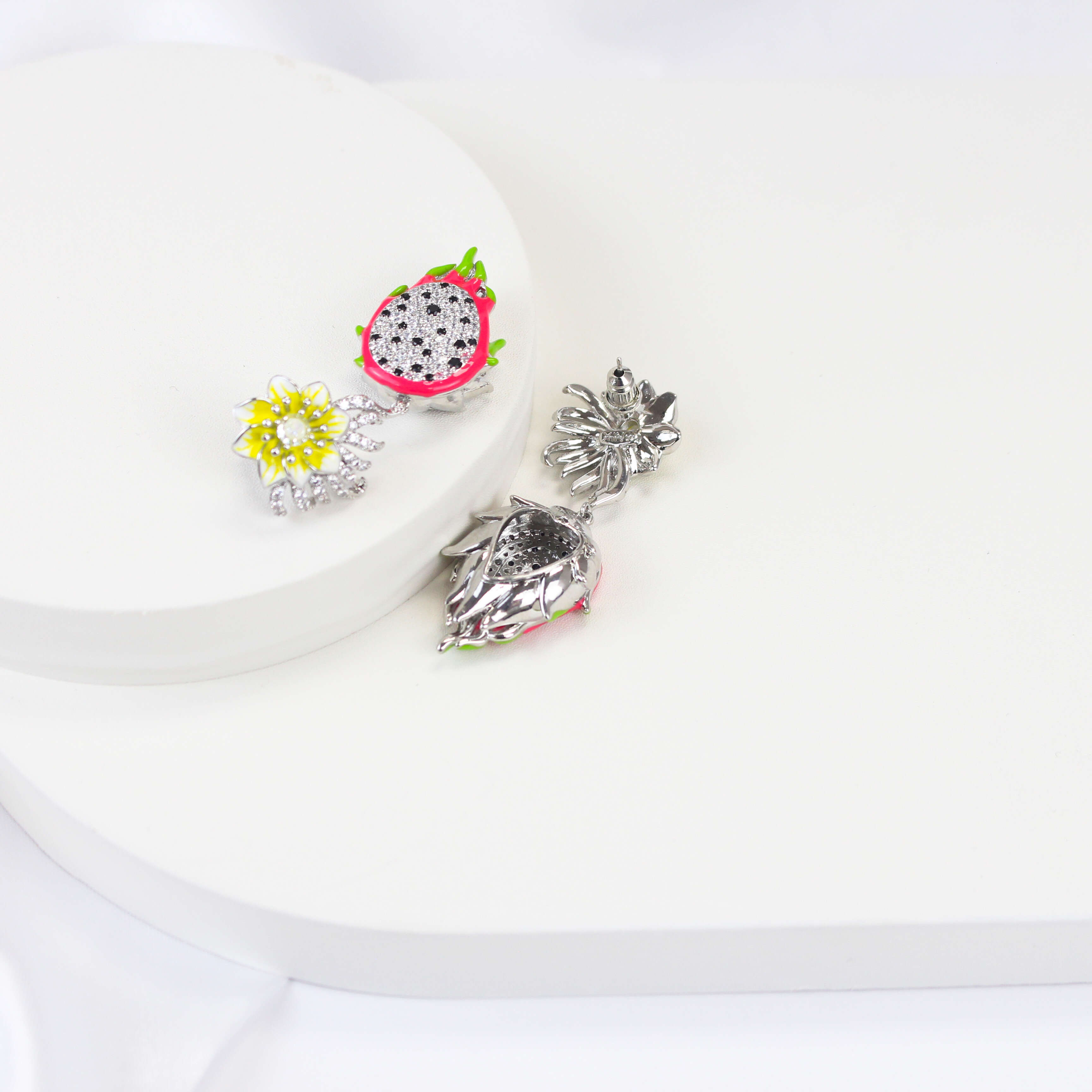 High Quality Women Earrings 925 Silver Brooch Gemstone Flower Inlay Women Fashion Jewelry New Design Fruit Shape