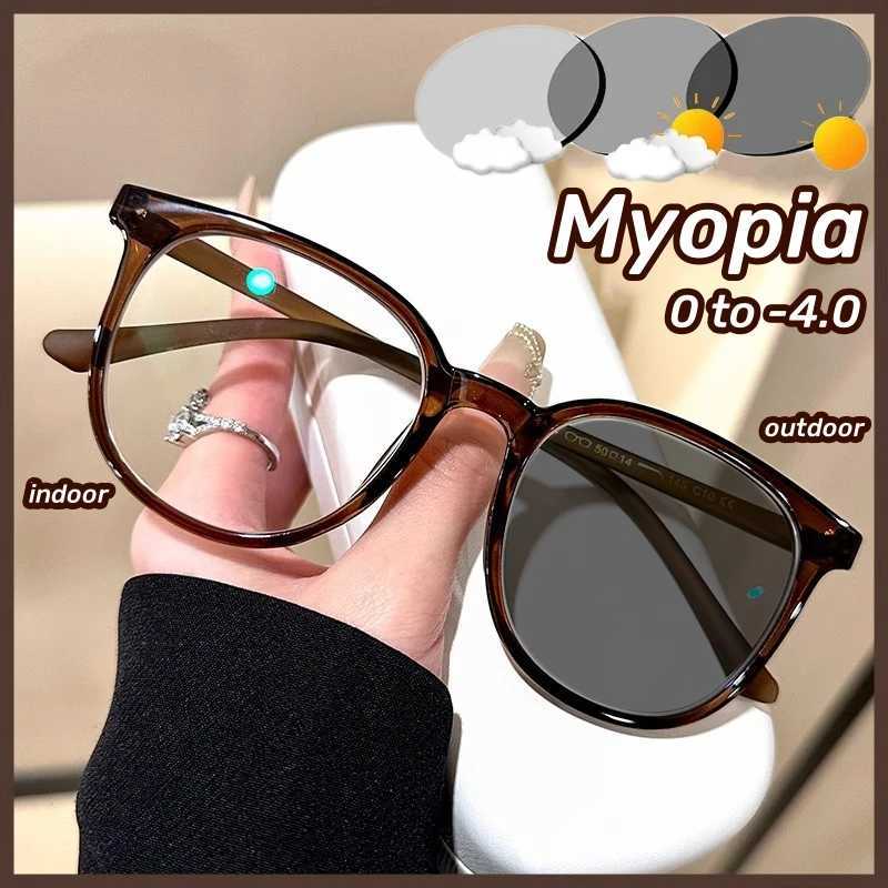 Photochromic Anti Blue Light Myopia Glasses Ultra Light Large Round Frame Near Sight Glasses Finished Minus Eyewear 0 To -4.0 W250513