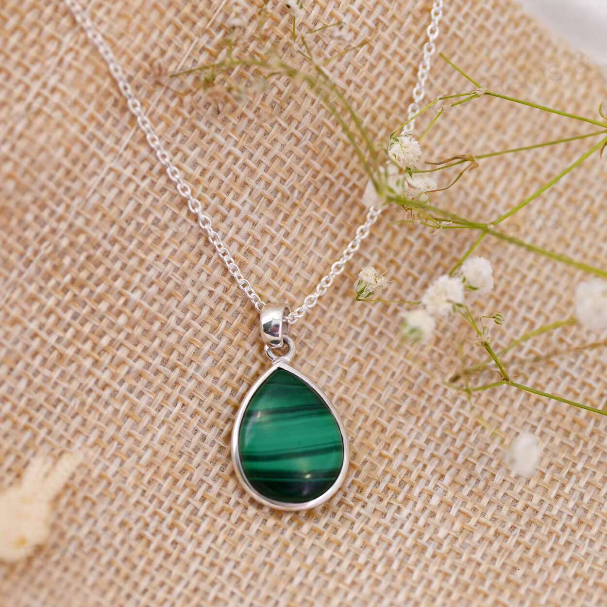 Hot selling sier pendant necklace, handmade for women, 12x16mm, tears, natural pea stone, healing crystal, embedded frame, exquisite jewelry