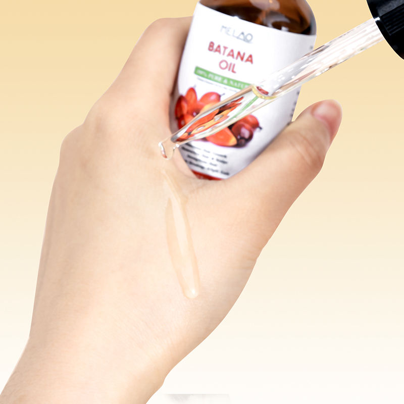 Natural hair oil with batana oil deeply nourishes and repairs your scalp.