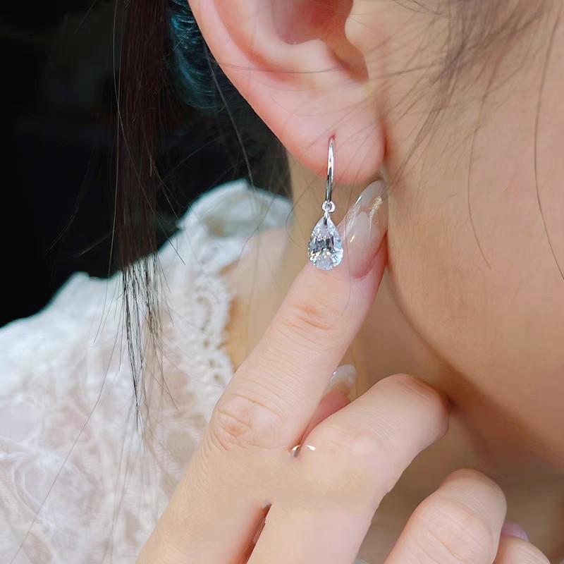 Choucong Elegant Dangle Earrings Simple Luxury Jewelry Solitaire Soild 100% 925 Sterling Silver Pear White Lab Moissanite Diamond Party Women Drop Hoo
