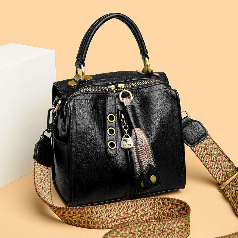 Brand genuine leather shoulder crossbody for women 2025 new trendy fashion handbag casual versatile pillow bag