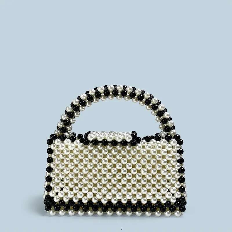 European And American Style Niche Design, High-End Texture, Pure Handmade Bead Color Blocked Flip Handbag
