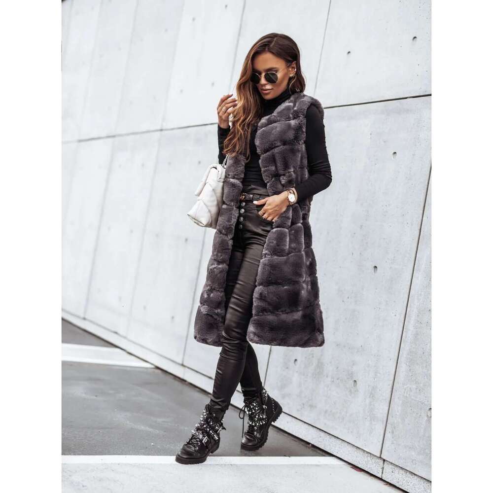 2025 Winter Women's Faux Coats X-Long Jackets Sleeveless O-Neck Vest Outerwear Female Fashion Lady Fur Cardigans Dresses Designer