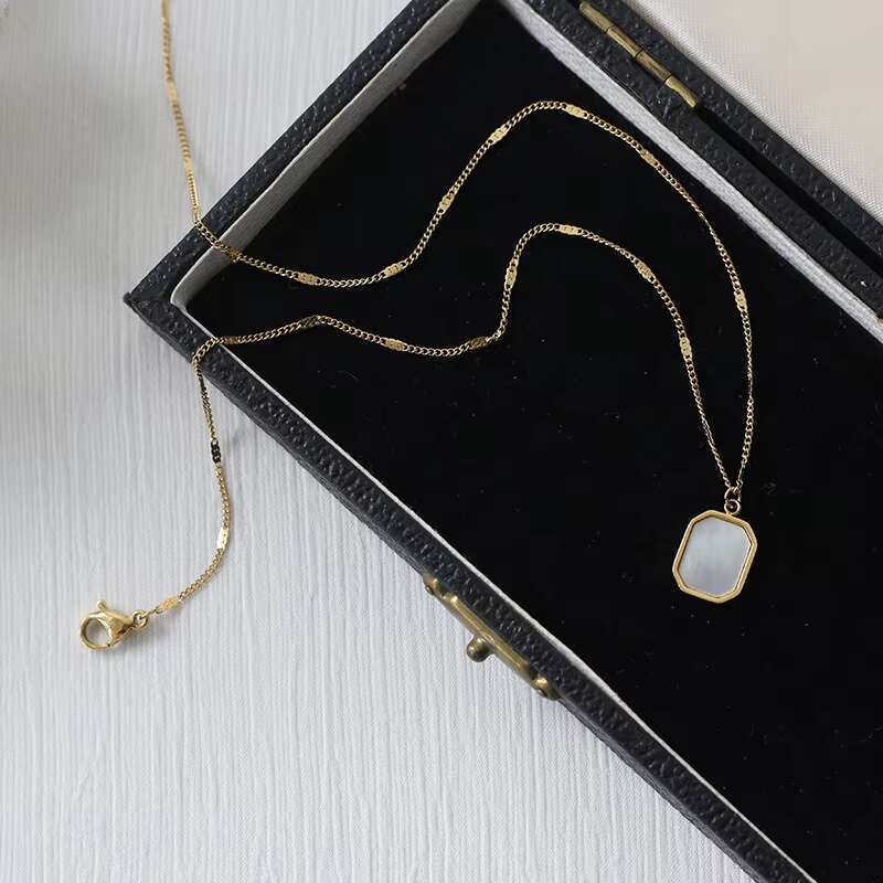 Fashion Art Style Stainless Steel Square Pendant White Shell Necklace