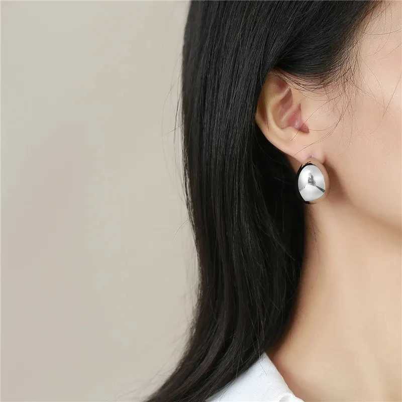 Vintage Plated Gold Smooth Metal Earrings for Women Glossy Shiny Waterdrop Earrings Exaggerated Fashion Jewelry Party Gift Y250510
