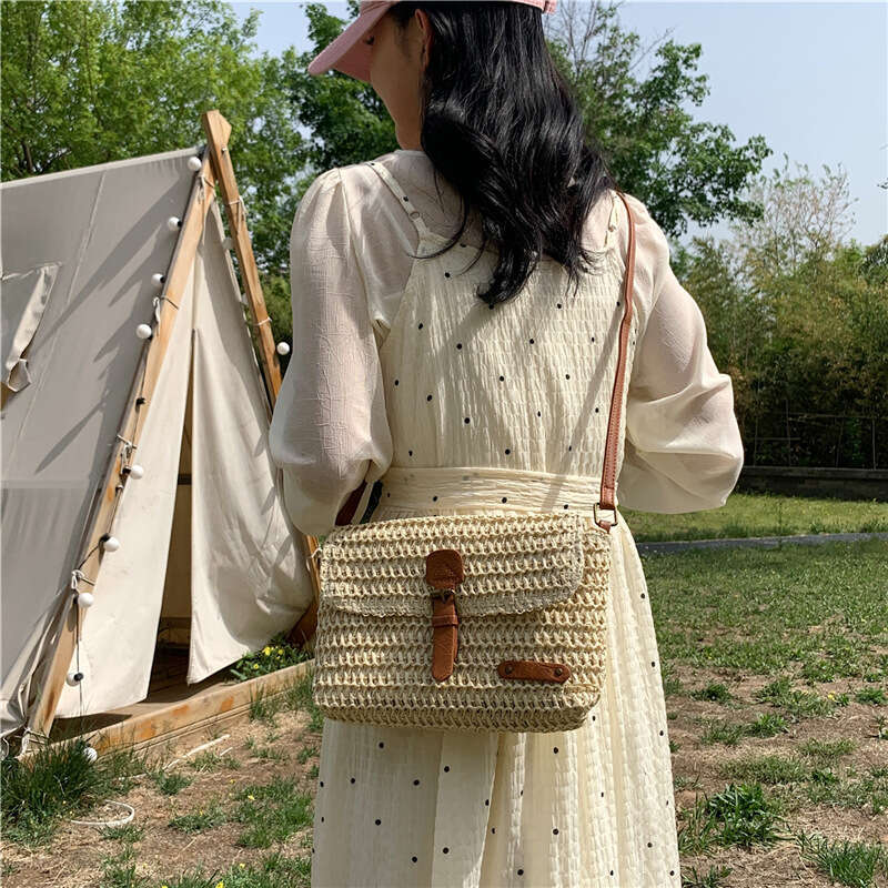 Summer Fresh and Fashionable Beach Small for Women 2025 New Internet Celebrity Straw Woven Crossbody Bag