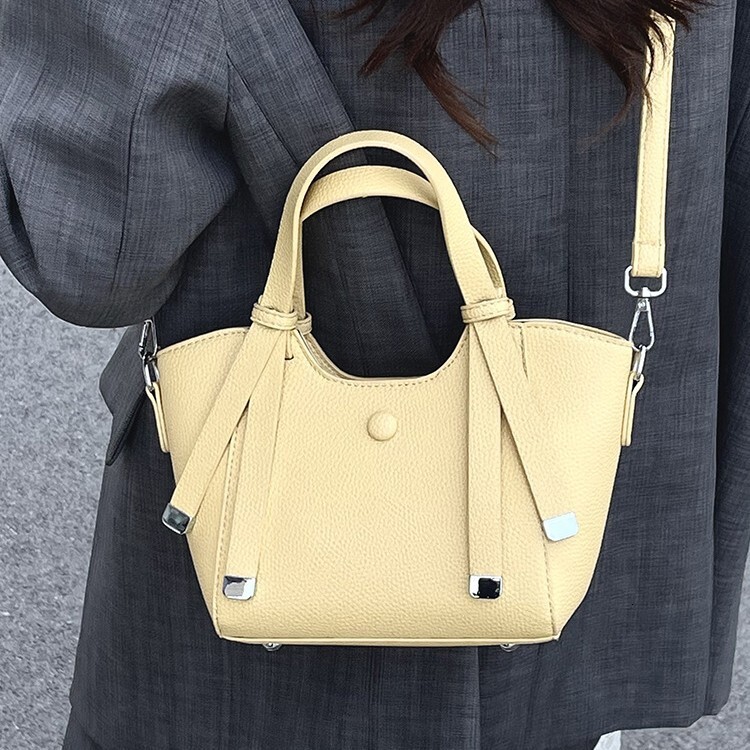 Fashionable new bucket simple shoulder fashionable design crossbody bag, trendy