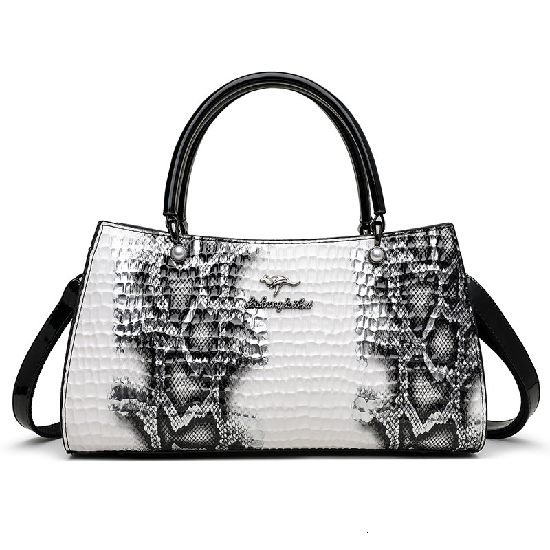 Designer Pack Snake Pattern Handbag Middle Aged Women S New Large Capacity Mom S Bag Versatile One Shoulder Crossbody Bag Free Shipping