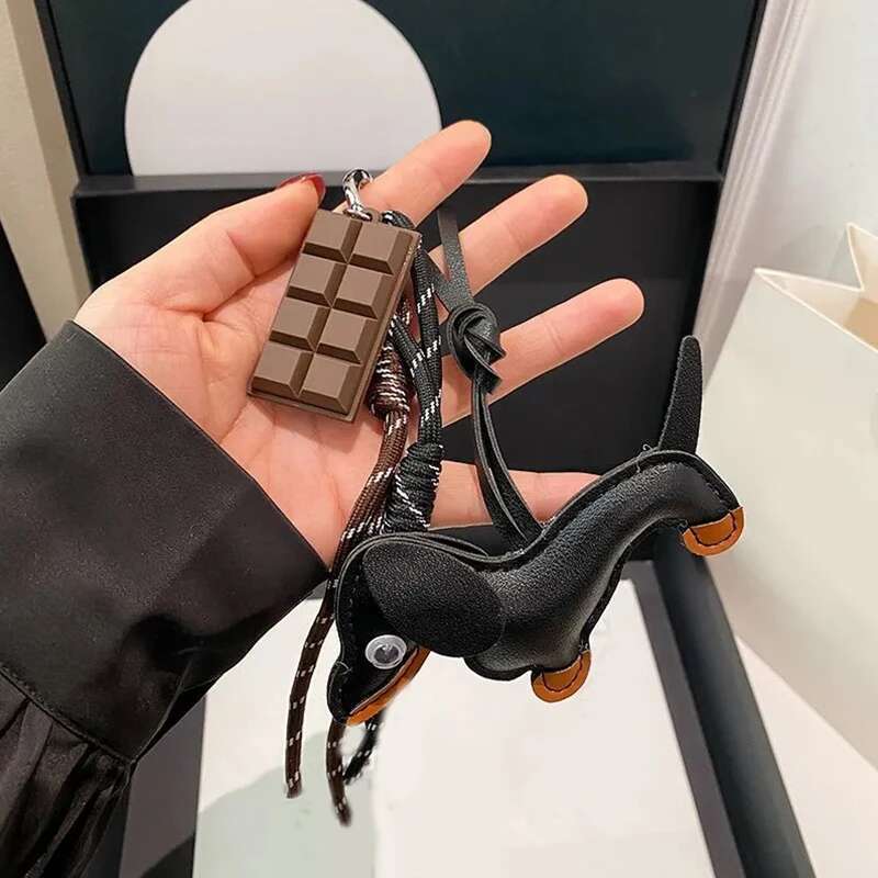 Leather Dachshund Bag Creative Keychain Lanyard Bag Accessory Key Pendant Car Keyring Charm Gift