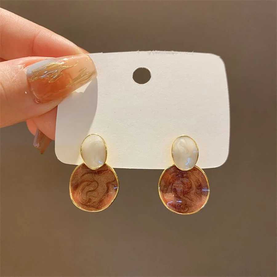 Fashion Elegant Geometrical Earrings Retro Blue Enamel Round Stud Earrings for Women Brincos 2C003 Y250510