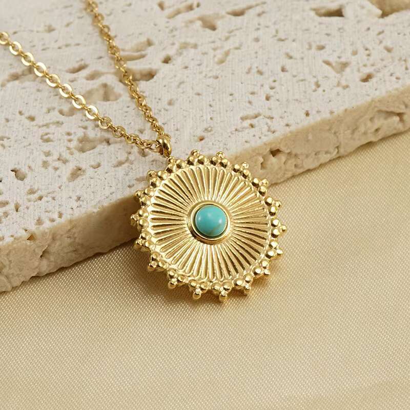 Fashionable light style stainless steel turquoise circular pendant necklace