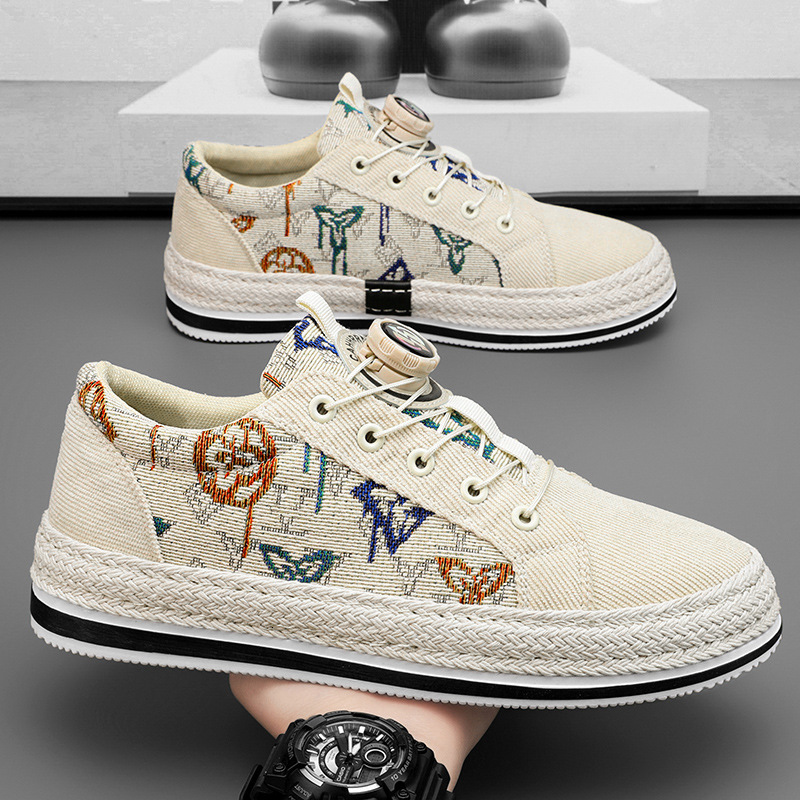 Designer Button lazy shoes for men in 2025, hot selling corduroy anti slip breathable casual youth versatile thick soled trendy men's board shoes