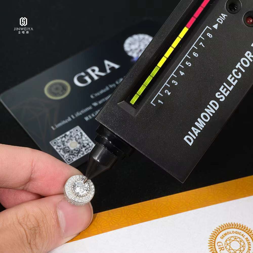 Hip Hop Mens Fashion Stud Earrings 925 Silver Gold Plated Diamond Moissanite Studs