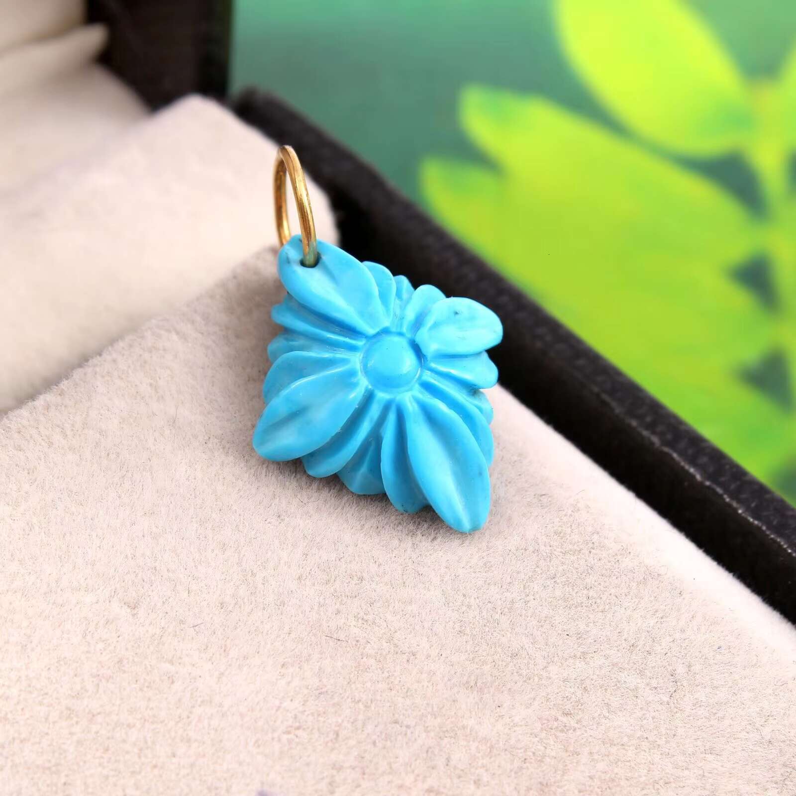 Pure sier pendant necklace, carved turquoise, gold-plated natural stone bulk product