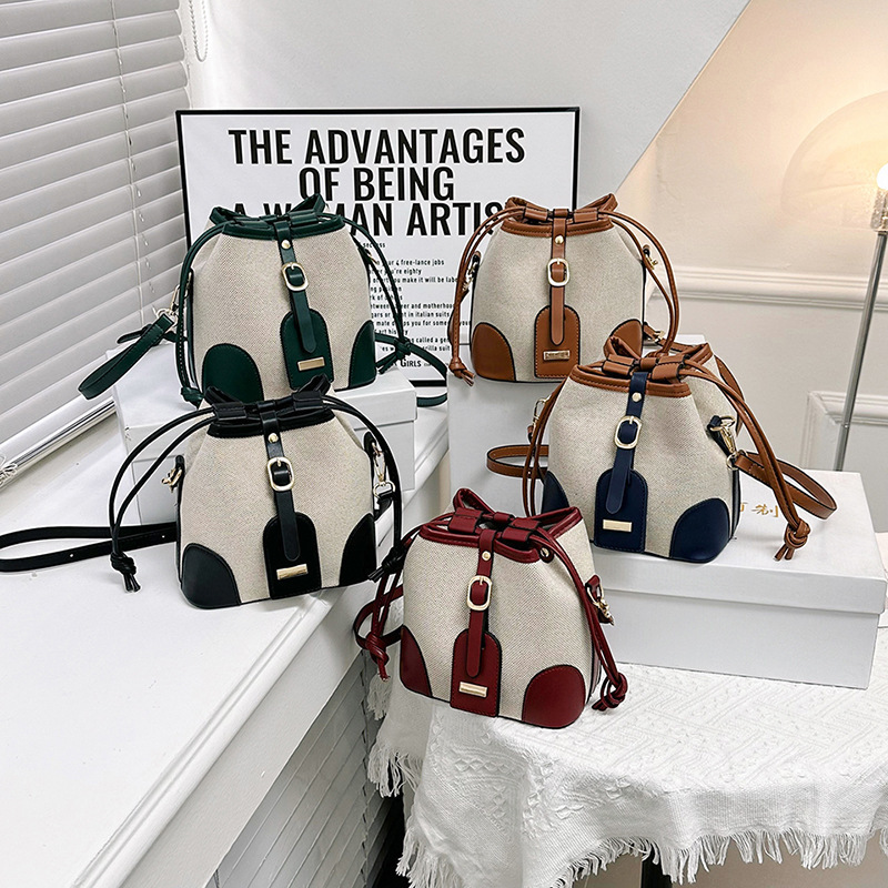 Fashionable Women's Color Blocked Shoulder Bag Designer's New Canvas Ostrich Pattern High-quality Crossbody Bag With Fine Rope Elastic Stude