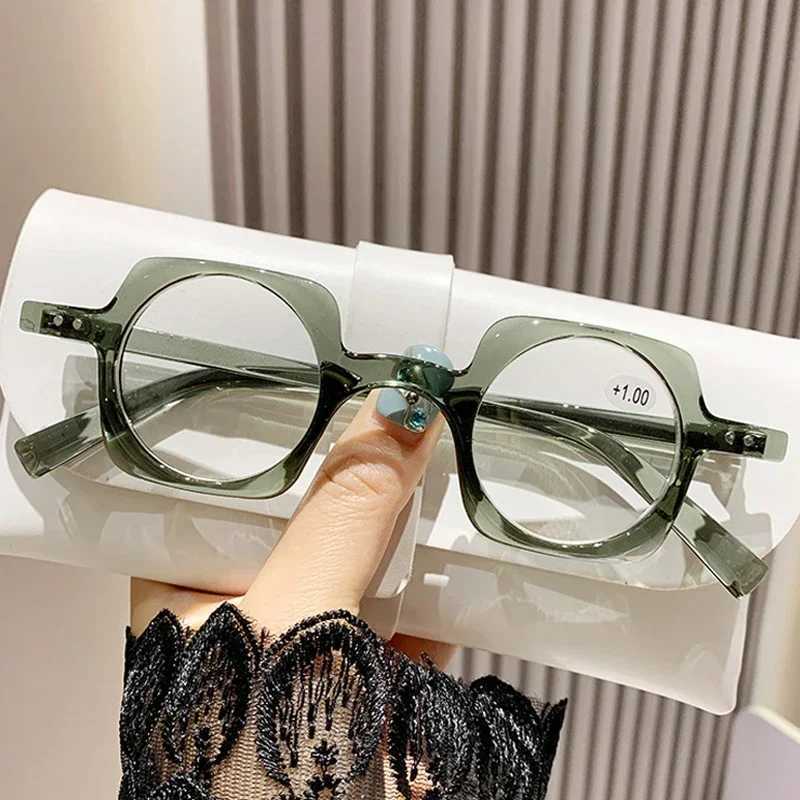 Retro Anti Blue Light Presbyopia Glasses for Women Men Trend Computer Reading Eyeglasses Personalized Presbyopia Elderly Eyewear W250513