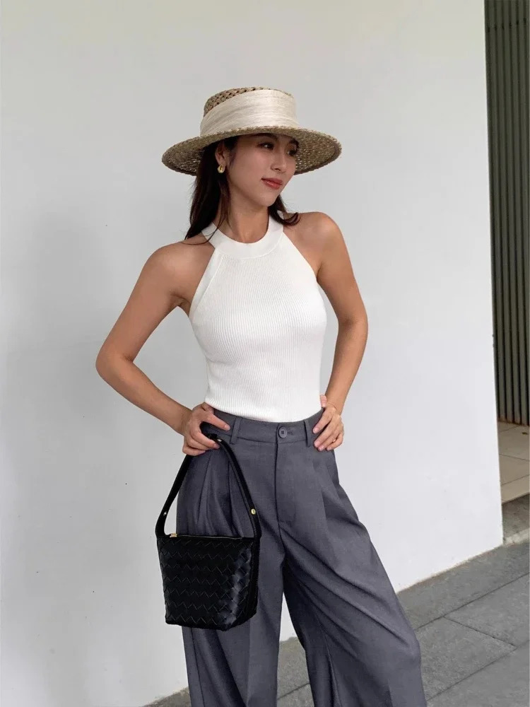 2025 Summer Slim Render Short Top Sexy Women Sleeveless Halter Tank Tops Solid BlackWhite Crop Vest Wholesale 250506