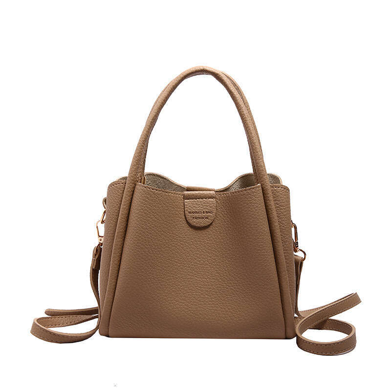 Litchi pattern hand-held bucket for women 2025 new Korean version, popular live streaming, high-end single shoulder crossbody bag
