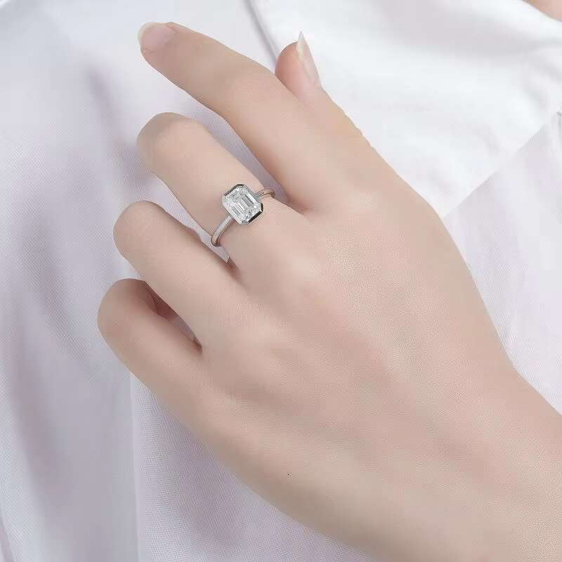 Fine Jewelry INS Style 6*8MM Emerald Cut Moissanite Ring S925 Sterling Silver Plated 18k White Gold Engagement Ring for Women