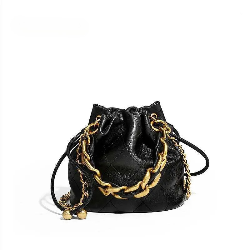 Top Quality Brand High Quality New Style Free Delivery Designer Bag Stylish Shoulder Bag Genuine Leather Quilted Drstring Bucket Bag Women With Chain 