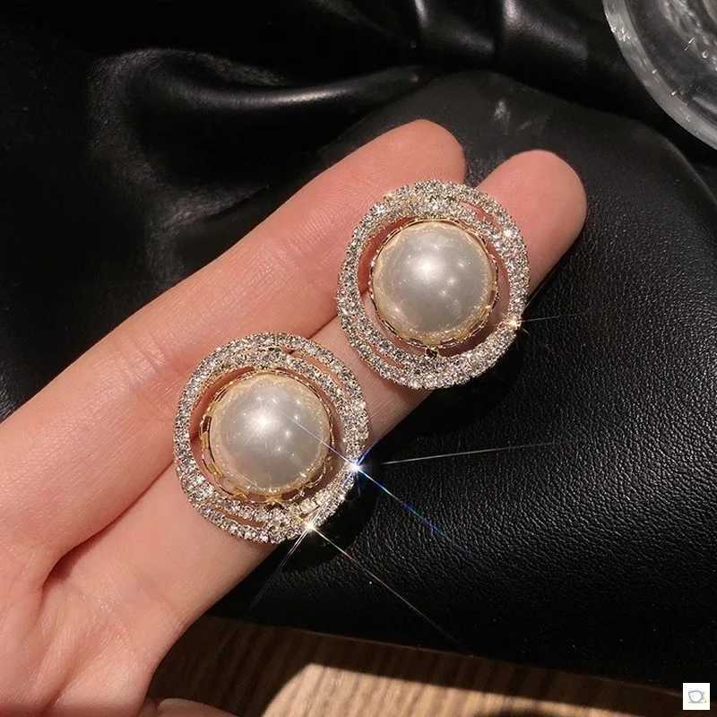 Trendy Unusual Geometric Simulated Pearl Clip on Earrings for Woman Non Pierced Exquisite Fashion Jewelry Party Y250510