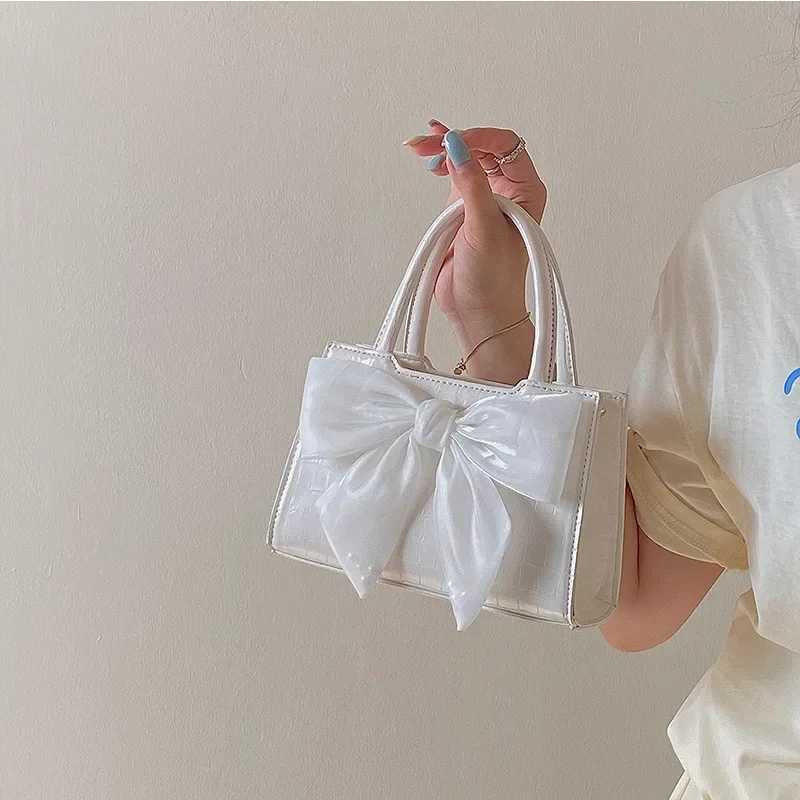 Fi Womens Cluh Purse Handbags Summer Pink Bowknot Female Underarm Bags Sweet Girls Small Square Shoulder Messenger Bag XJ250605