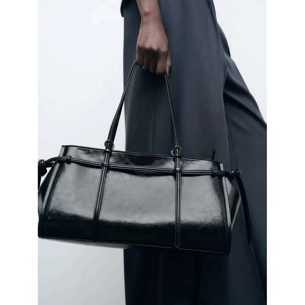 New Atmospheric Hand-Held Women's Bag, Black Extended Version, Double Strap, Fashionable And Simple Casual Shoulder Bag
