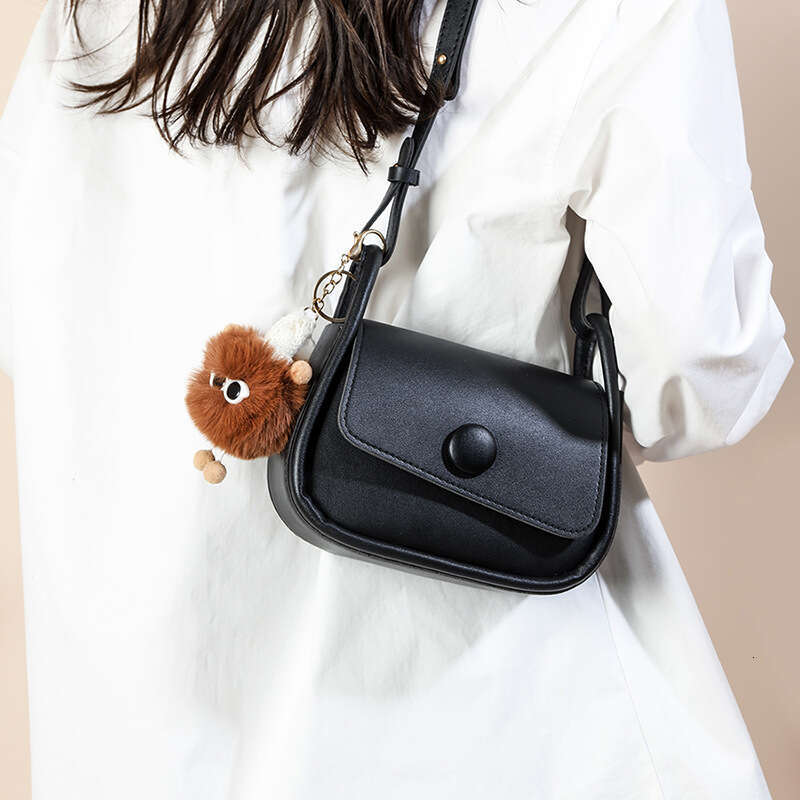Advanced for women 2025 niche new versatile Instagram influencer small square texture single shoulder crossbody bag