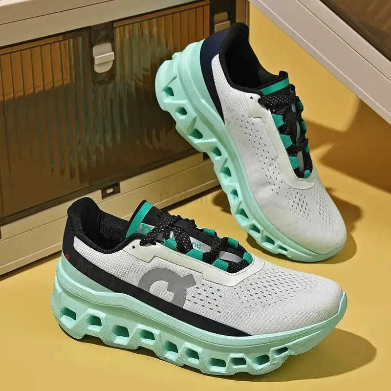 Summer New Fashion Breathable Mens Shoes Cushio Running and Sports Trendy Z250513