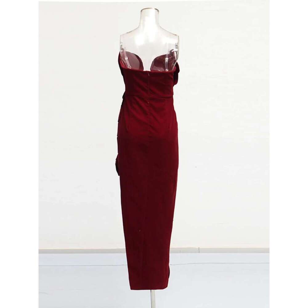 TWOTWINSTYLE Solid Patchwork Appliques Slimming Dresses For Women Strapless Sleeveless High Waist Temperament Dress Female New