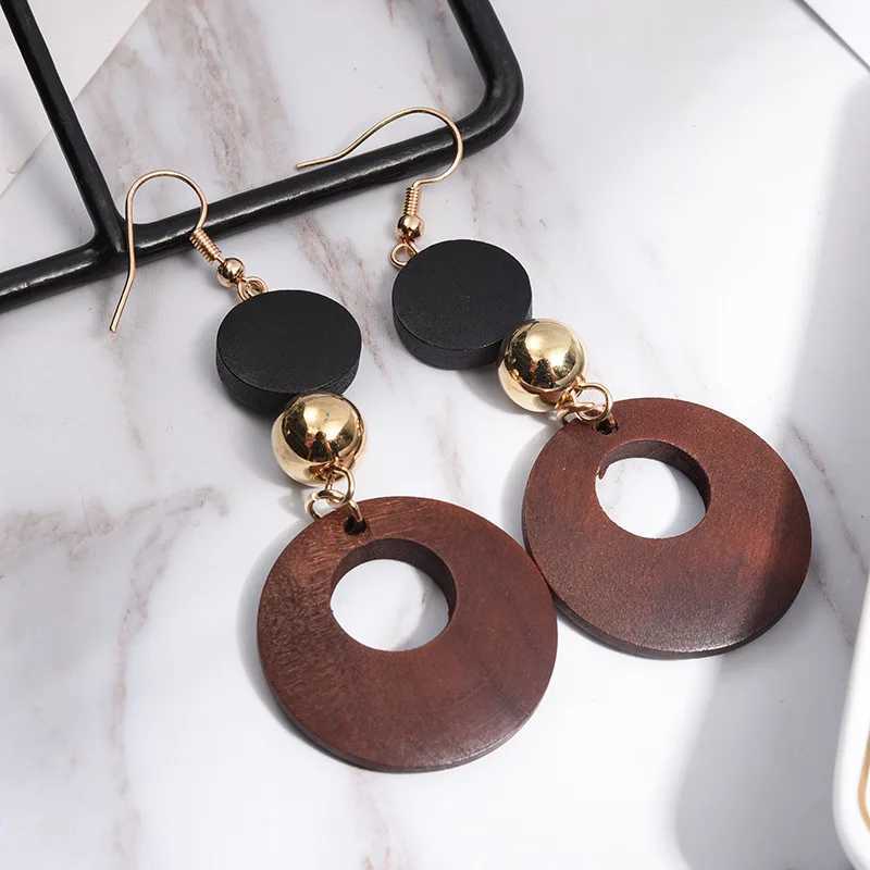 Natural Wood Clip on Earrings for No Pierced Hole Ear for Women Fashion Statement Geometric Earring Korean Girls Jewelry Gift Y250510