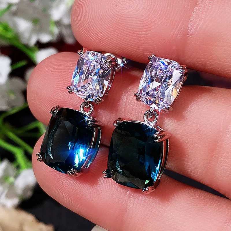 Huitan Blue/White Cubic Zirconia Dangle Earrings Brilliant Womens Accessories Silver Color Luxury Fashion Wedding Party Jewelry Y250510