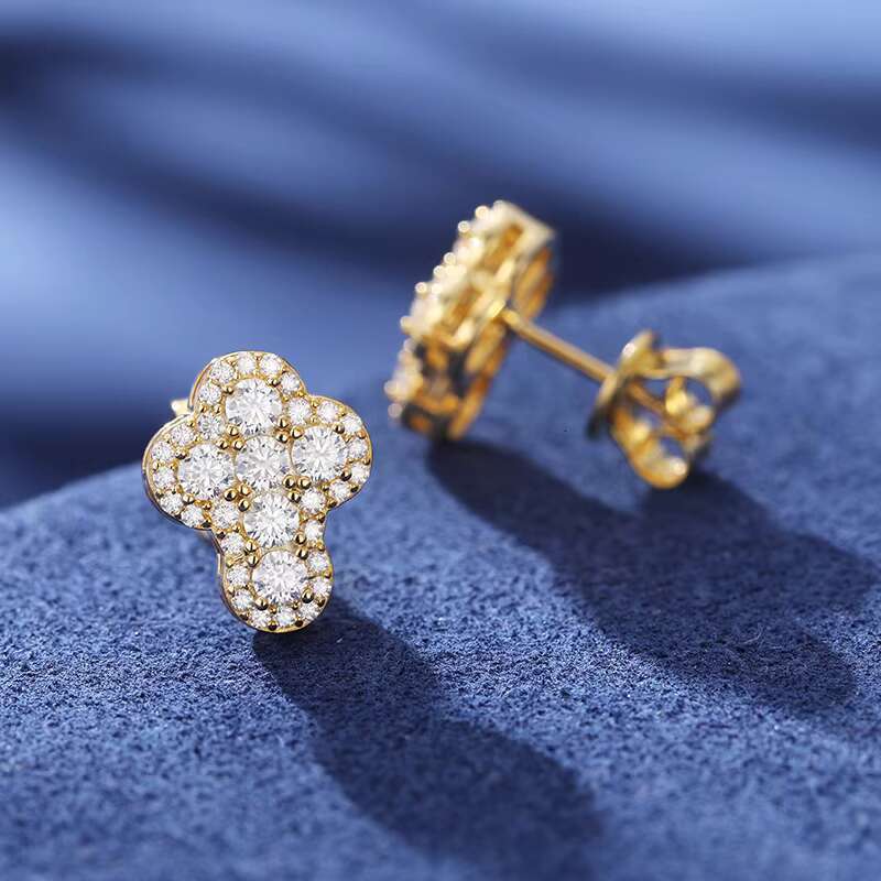 Dropshipping New Design Hip Hop Jewelry 925 Sterling Silver VVS Moissanite Diamond Iced Out Cross Stud Earrings for Men
