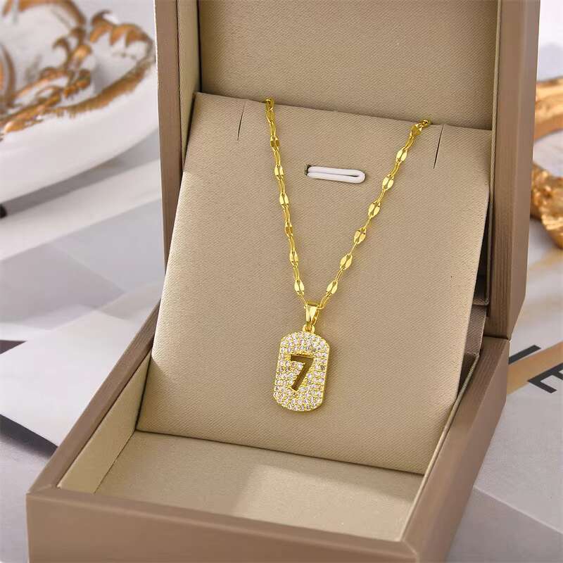 New Design Gold Plated Stainless Steel Chain Buckle Necklace Seven Character Square Pendant Zircon Fashionable and Elegant