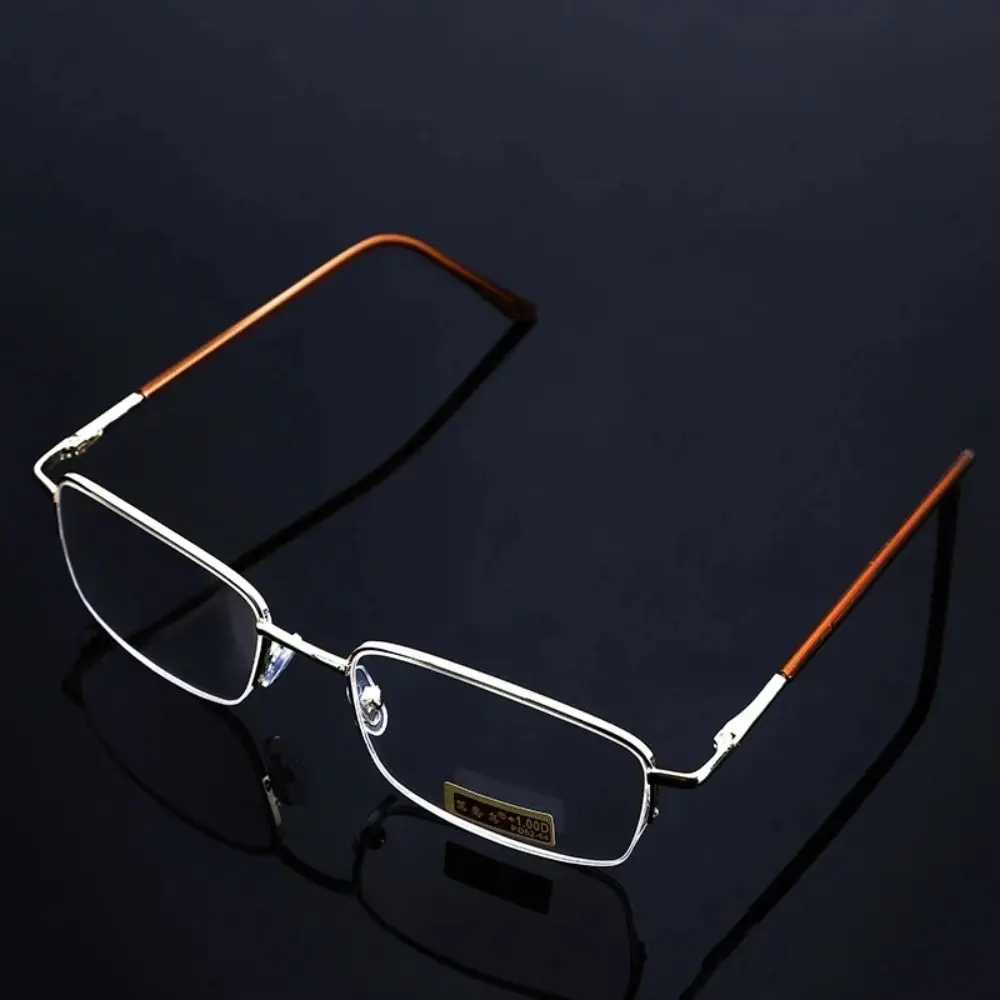 Ultralight Vintage Reading Glasses Women Men Square Metal Presbyopic Eyewear Retro Fashion Magnifying Prescription Eyeglasses W250513