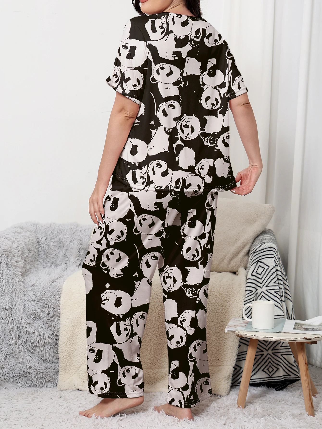 In addition size sleepwear sets short sleeves and pants panda patterned home clothing can be paired with milk silk materials externally 250427