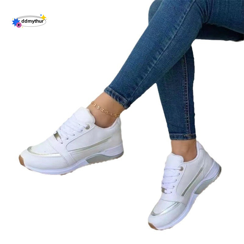 Single shoe 2024 autumn new item, spring and summer thick soled low top lace up flat bottom casual sports shoes, plus size women's shoes ddmythur