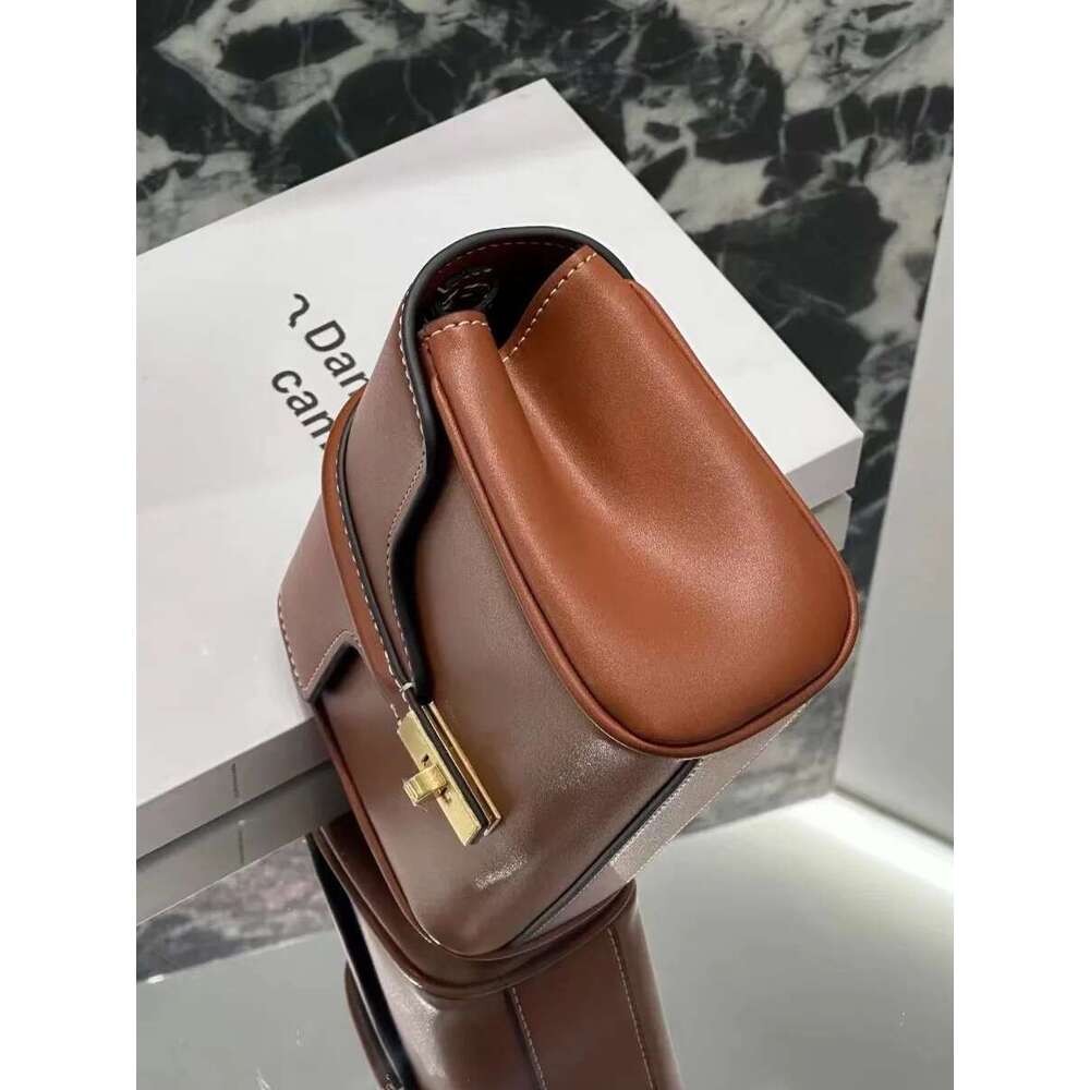 Designer Bag 2025 Women Mini Totes Underarm Flap Hasp Cowhide Genuine Leather Shoulder Bag Sweet Ladies Pink Party Small Strap Crossbody Bags Luxury B