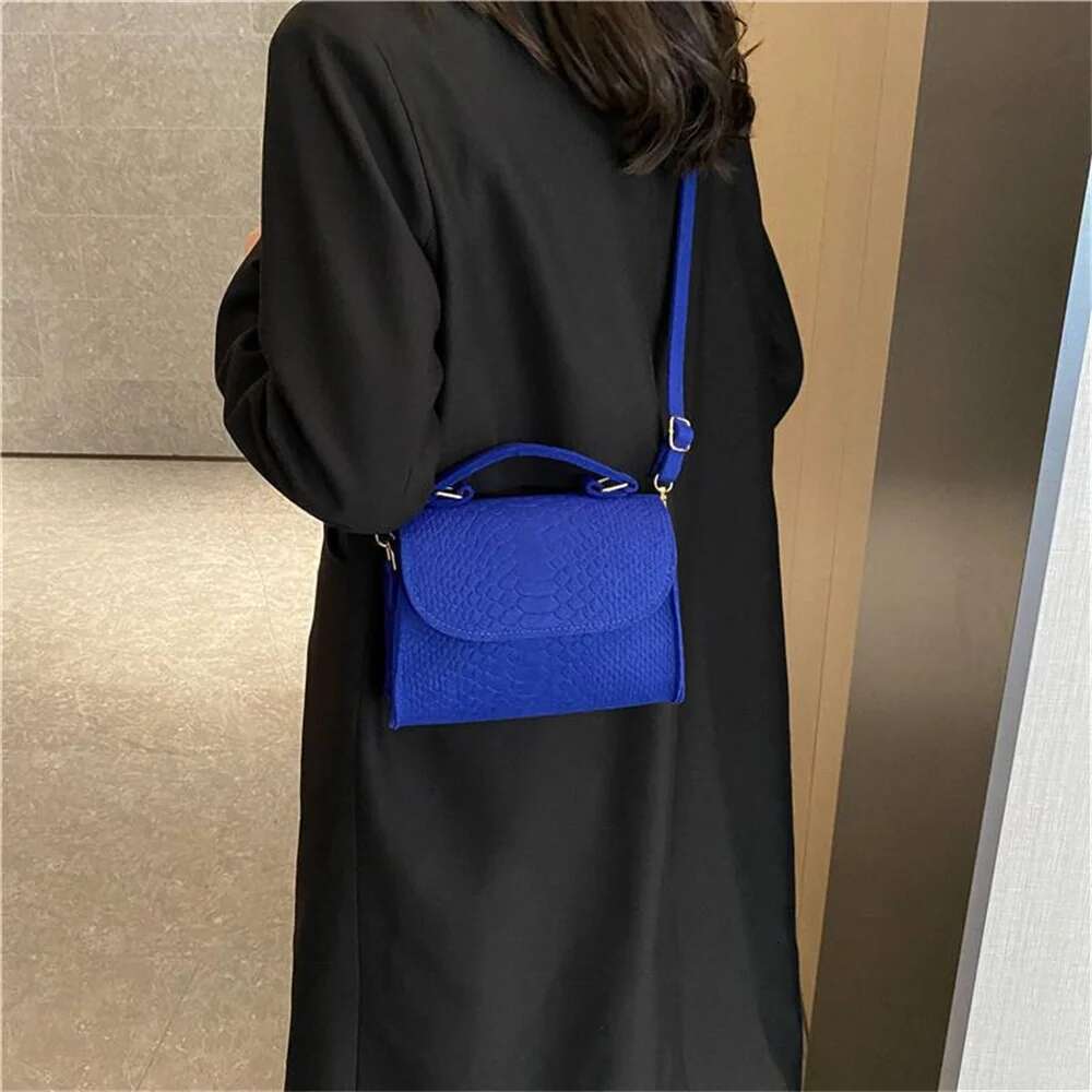 ddmy Felt Crossbody Fashion Bags for Women Armpit Popular Crocodile Emed Handbag Small Square Retro Shoulder Bag Gifts
