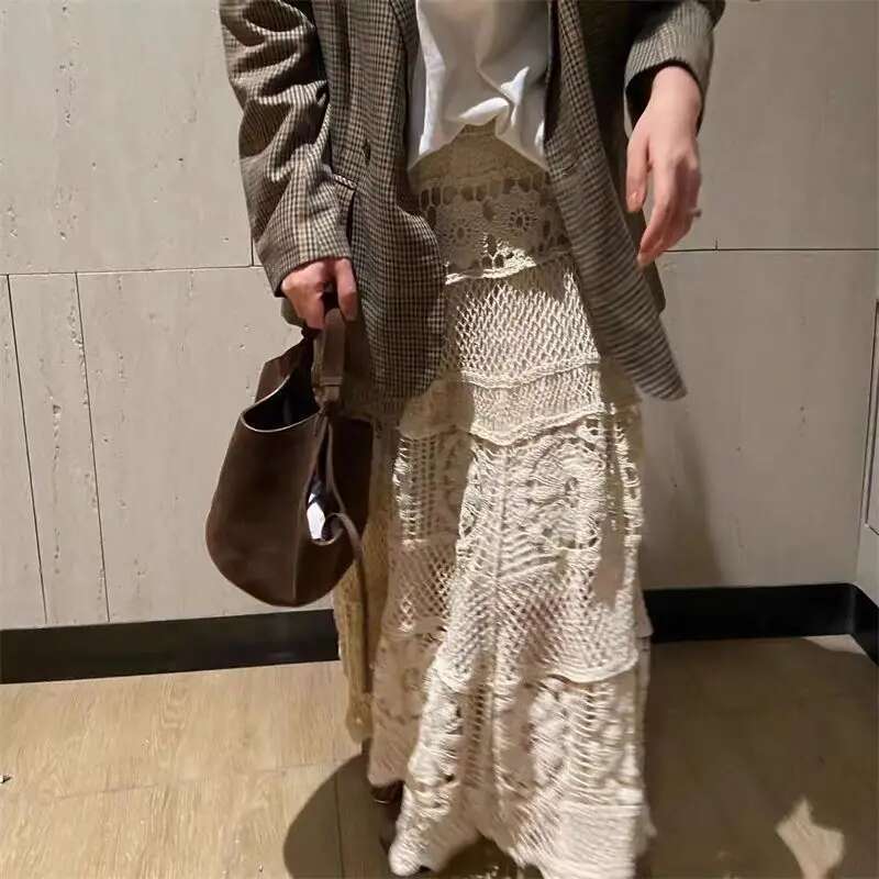 Xinyi Korean Version of Gentle Heavy Industry Retro French Crochet Hollow Design Elastic Knitted A-shaped Skirt