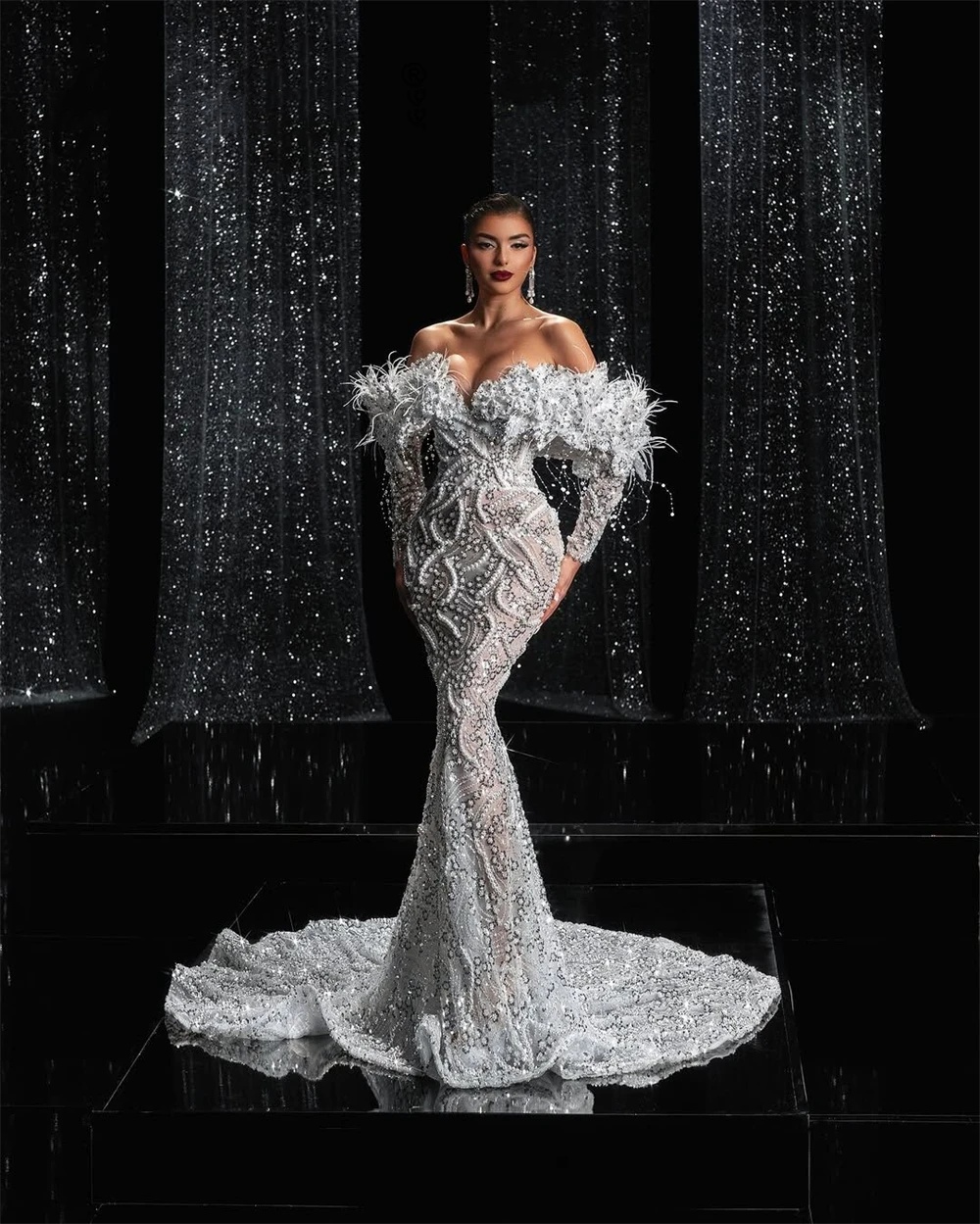 Modern Wedding Dress Off Shoulder Pearls Mermaid Bridal Gowns Sequins Long Sleeve Illusion Bride Dresses Customized Plus Size Vestido de novia