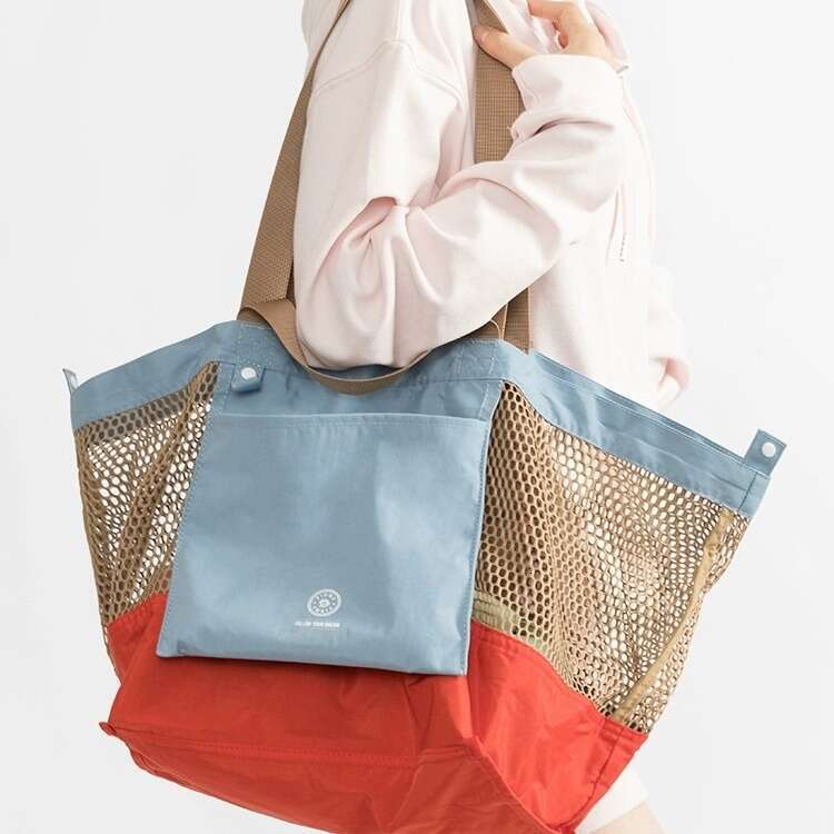 Summer dopamine color blocked mesh niche men's and women's single shoulder tote foldable storage large beach bag, 2025 new casual versatile 